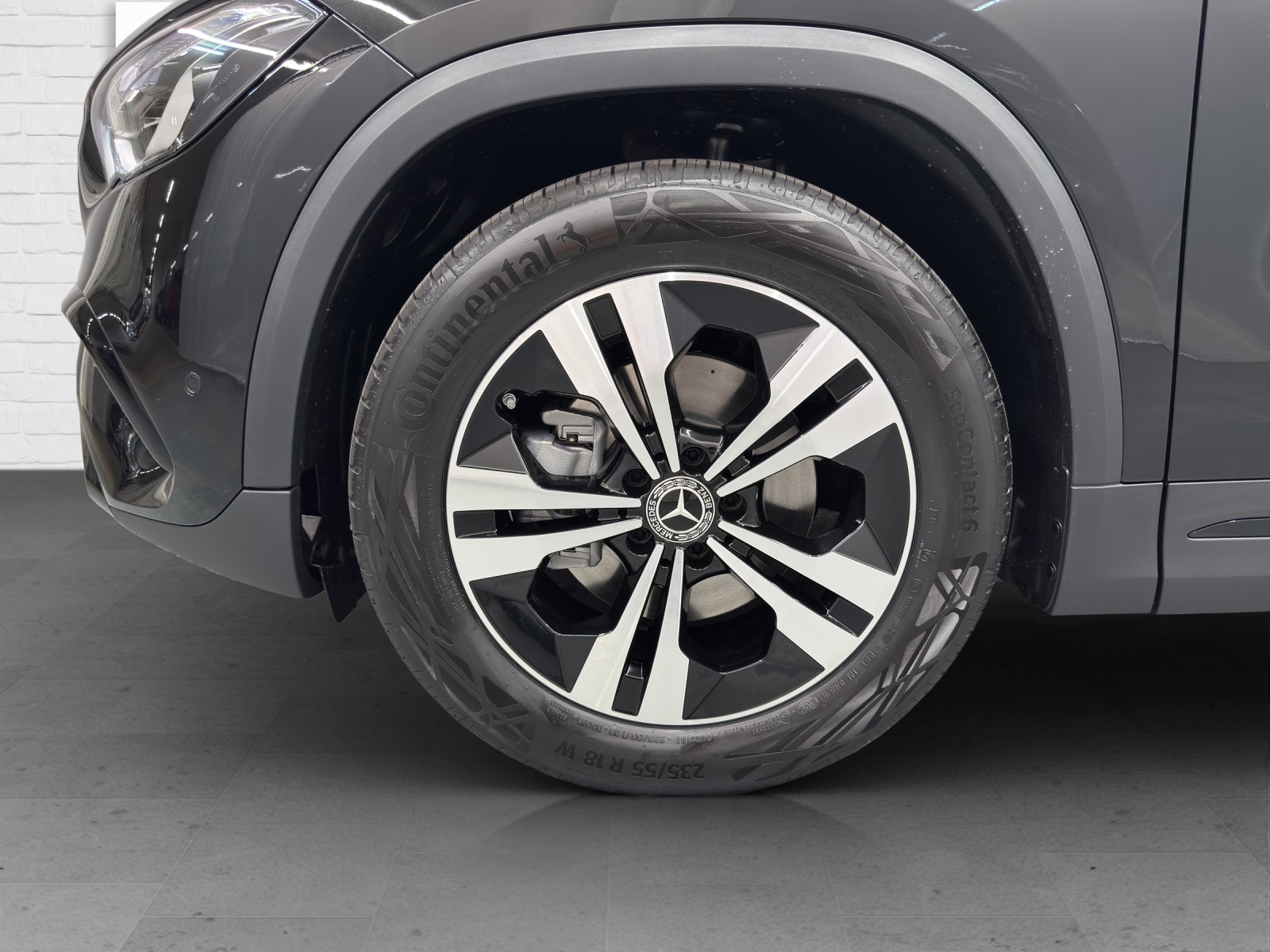 MERCEDES-BENZ GLA 200 Advanced Plus Line Night Star-image-5
