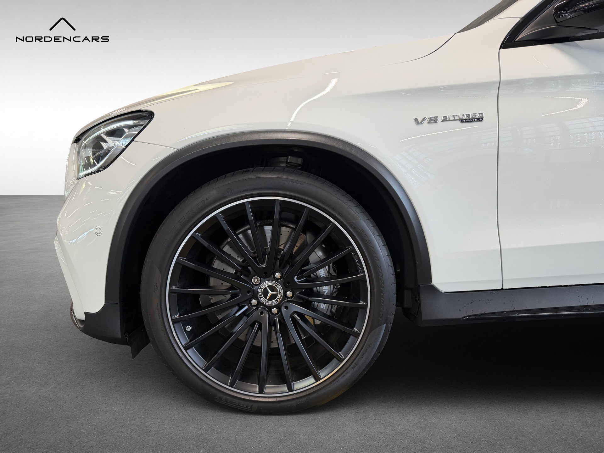 MERCEDES-BENZ GLC 63 AMG 4Matic+ 9G-Tronic *Burmester* *Night-Paket* *Performance-Abgasanlage*-image-10