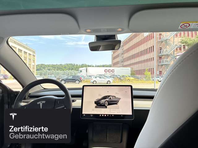 TESLA Model 3 Long Range AWD-image-14