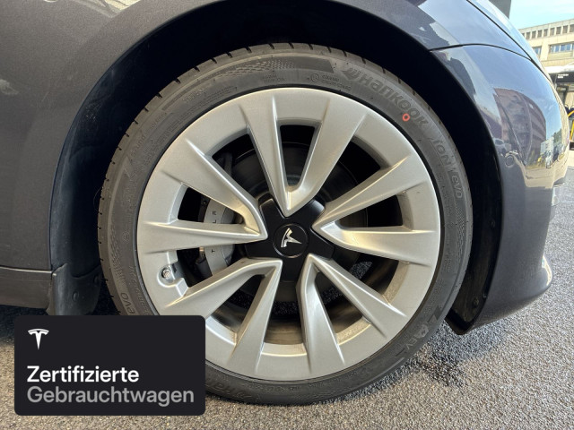 TESLA Model 3 Long Range AWD-image-10