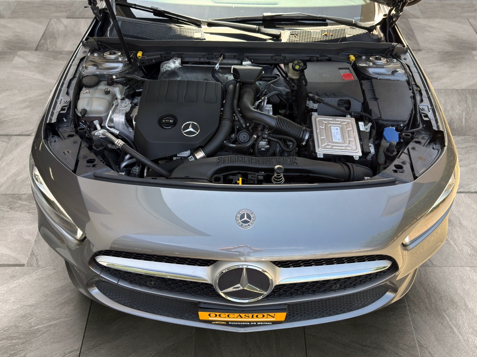 MERCEDES-BENZ A 180 Style-image-14
