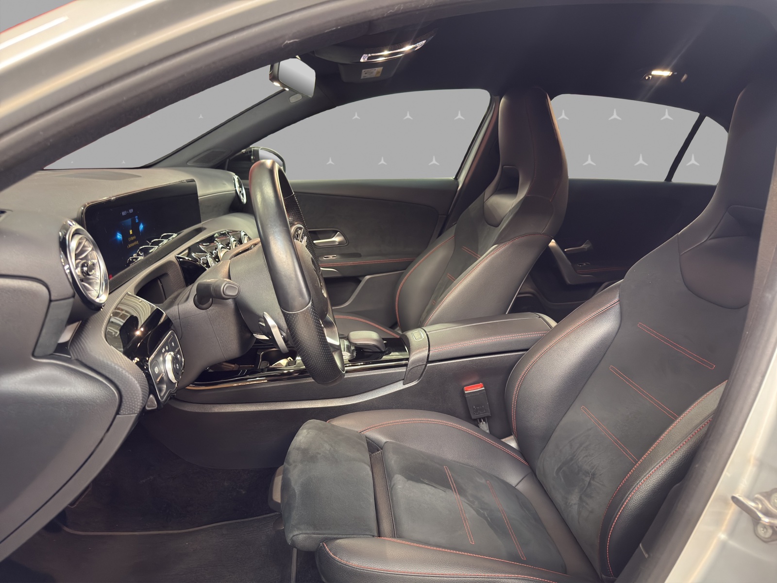 MERCEDES-BENZ A 200 4M - AMG / Rückfahrkamera / Soundsystem / metallic-image-7