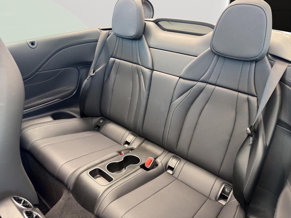 MERCEDES-BENZ CLE 200 Cabrio 4M-image-15