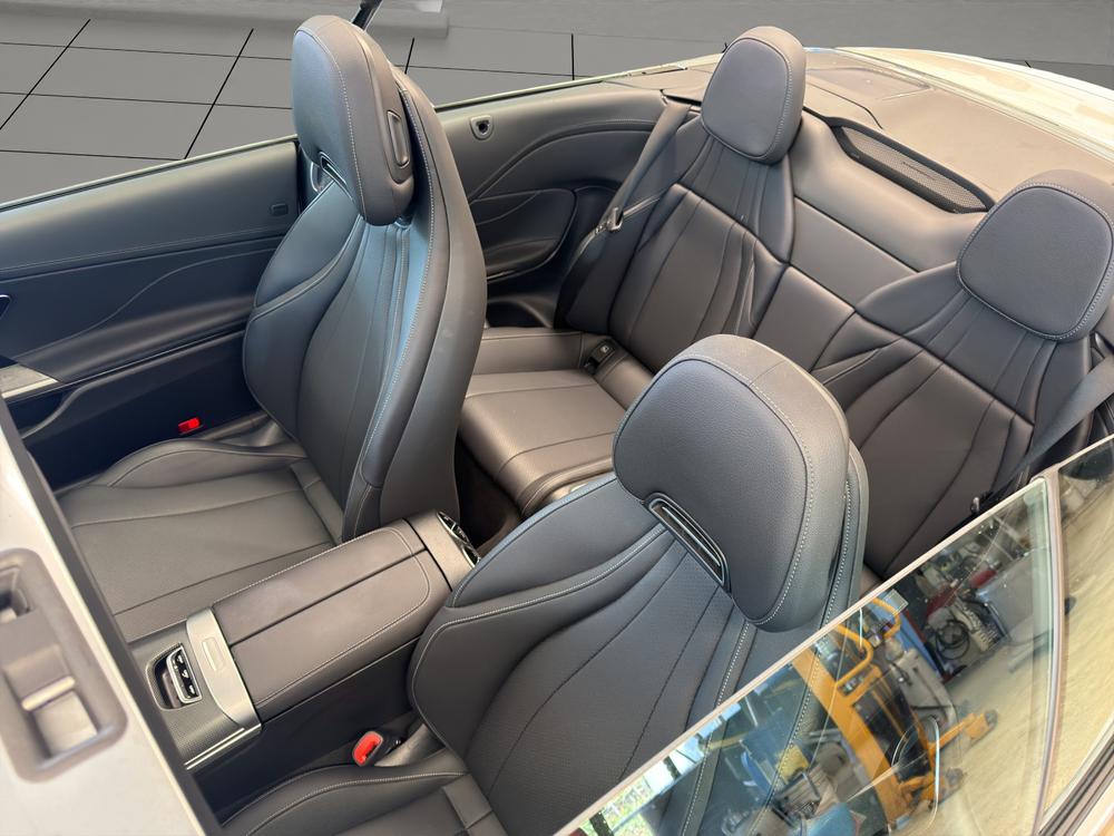 MERCEDES-BENZ CLE 200 Cabrio 4M-image-13