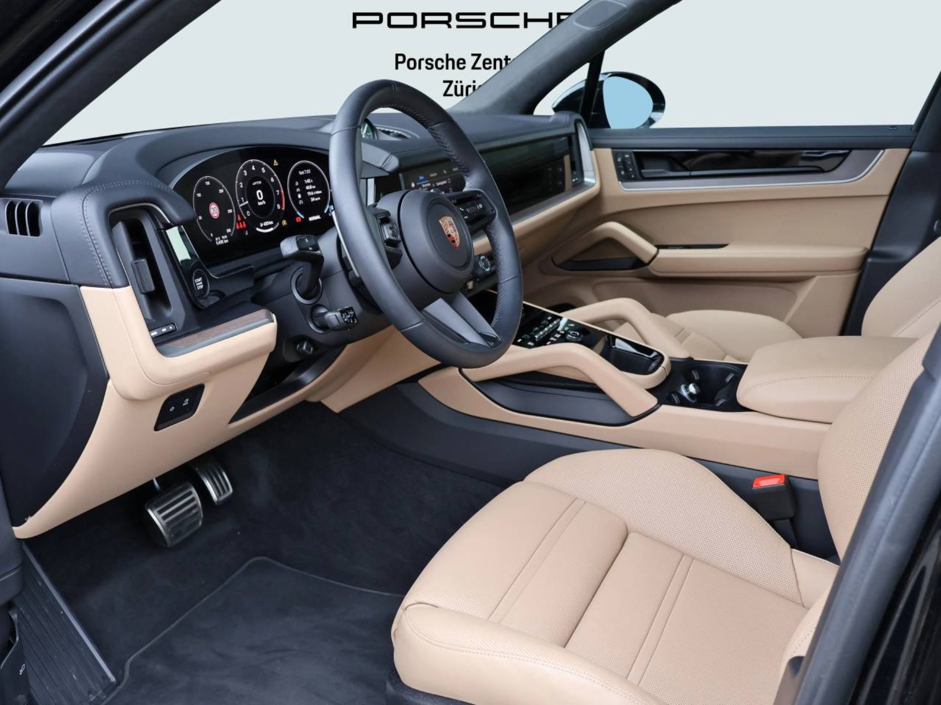 PORSCHE Cayenne GTS-showroom-element-3
