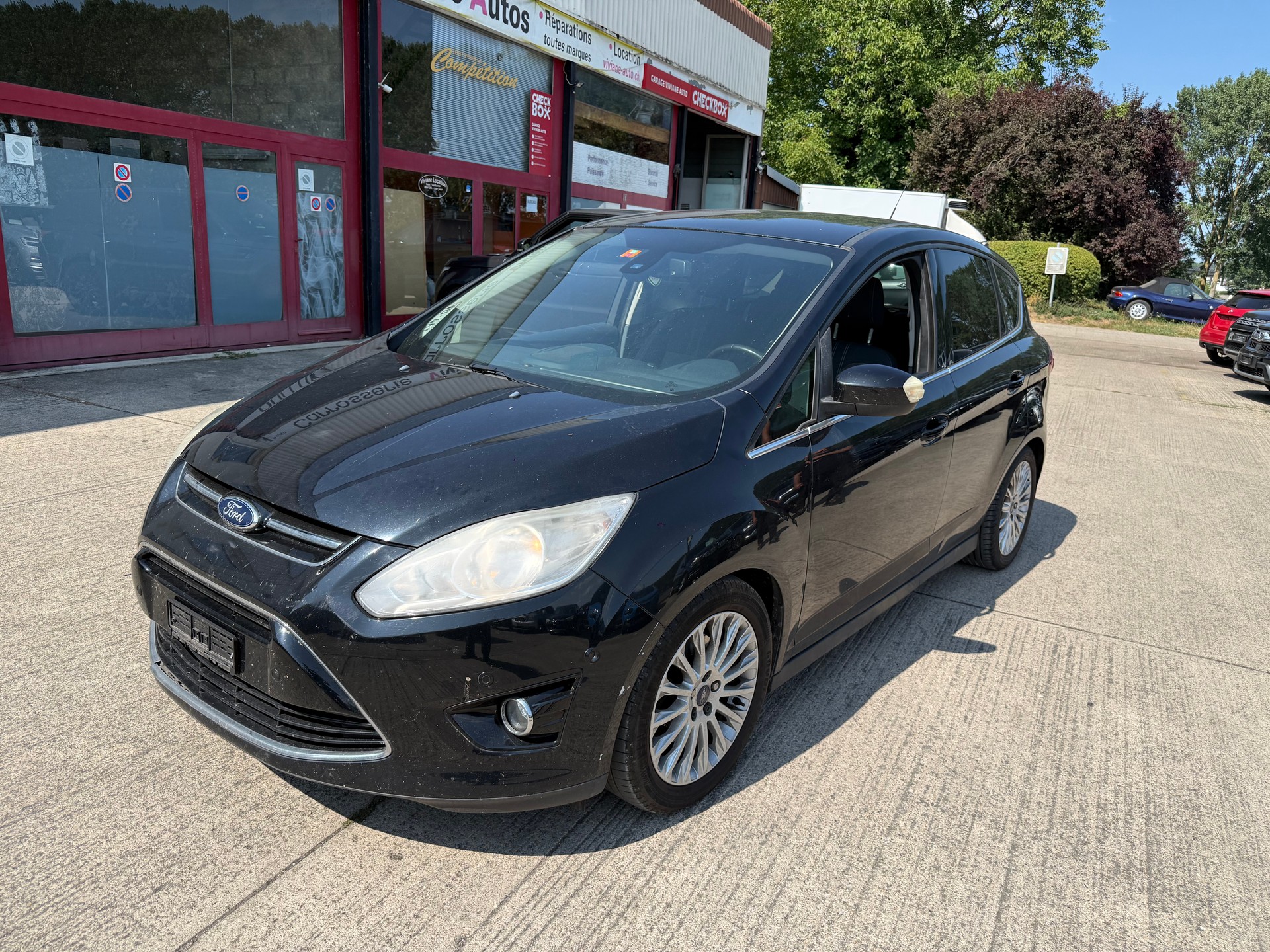 FORD C-Max 2.0 TDCi Titanium-image-8