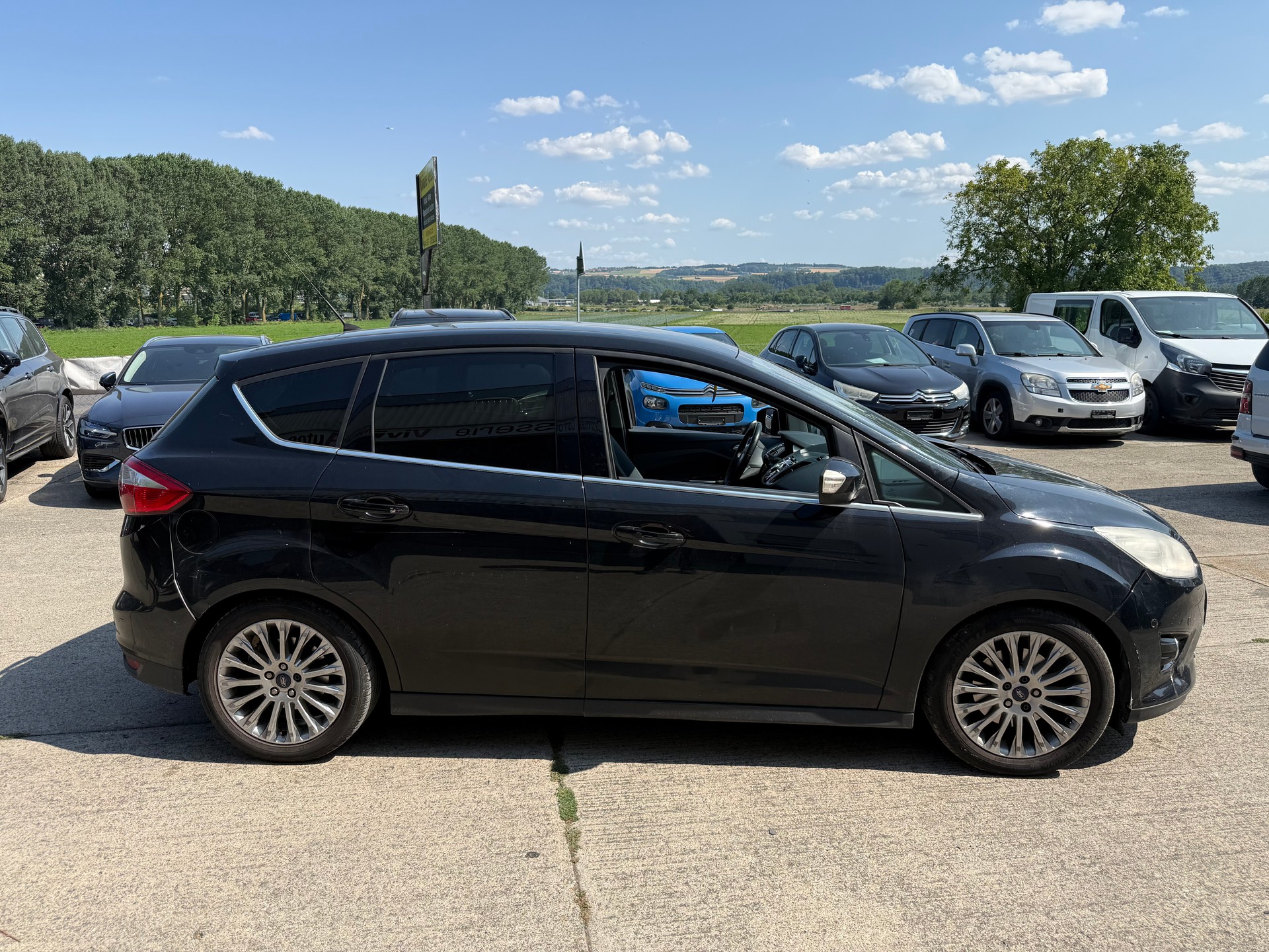 FORD C-Max 2.0 TDCi Titanium-showroom-element-3