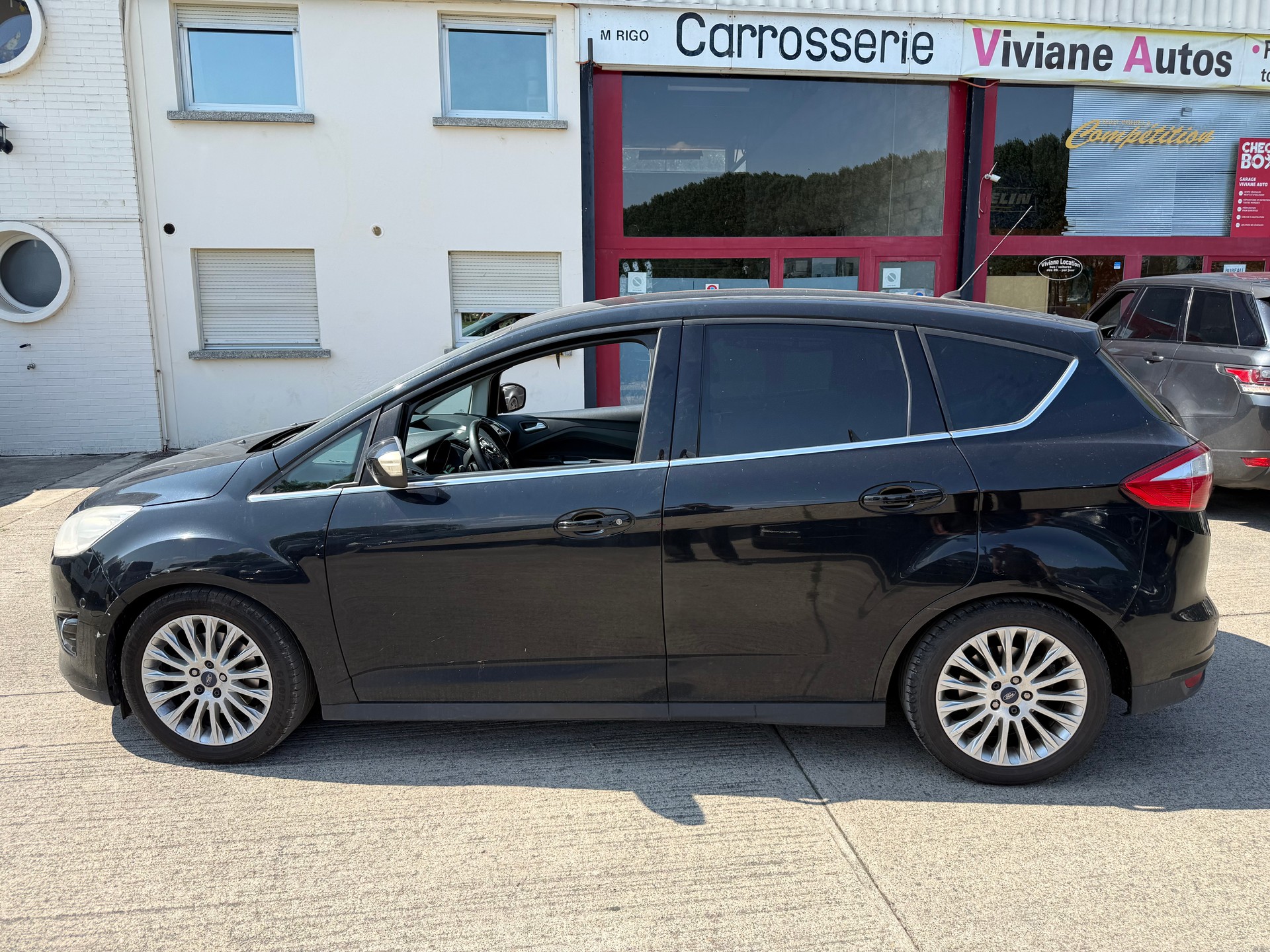 FORD C-Max 2.0 TDCi Titanium-image-7