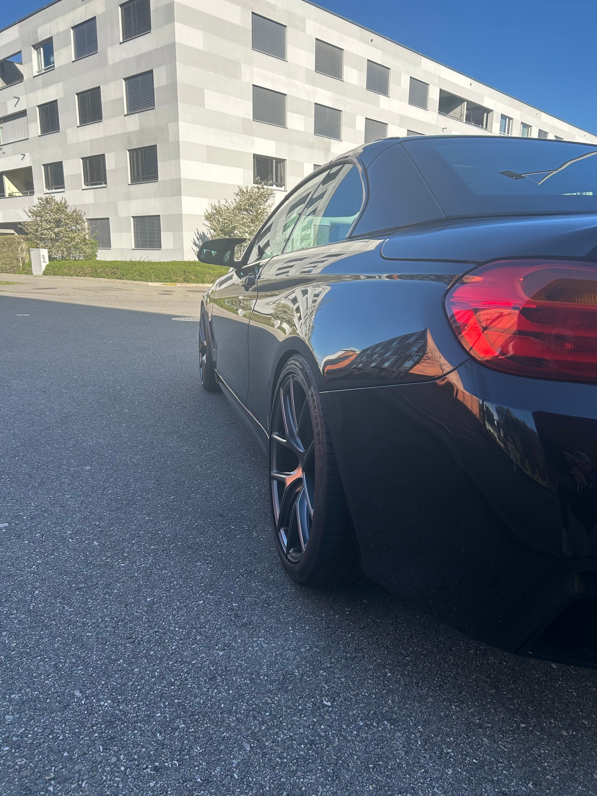 BMW 435i Cabriolet-image-3
