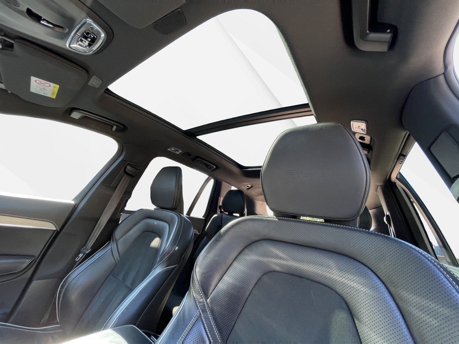 VOLVO XC90 2.0 T8 TE R-Design 7P. AWD-image-16