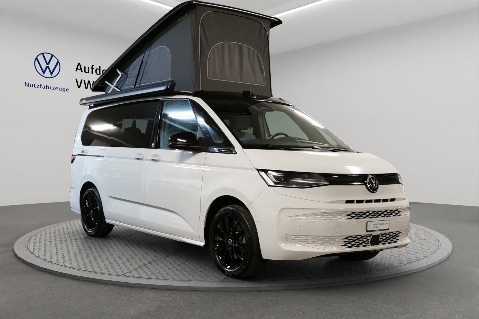 VW California 2.0 TSI Beach Tour Liberty-image-6