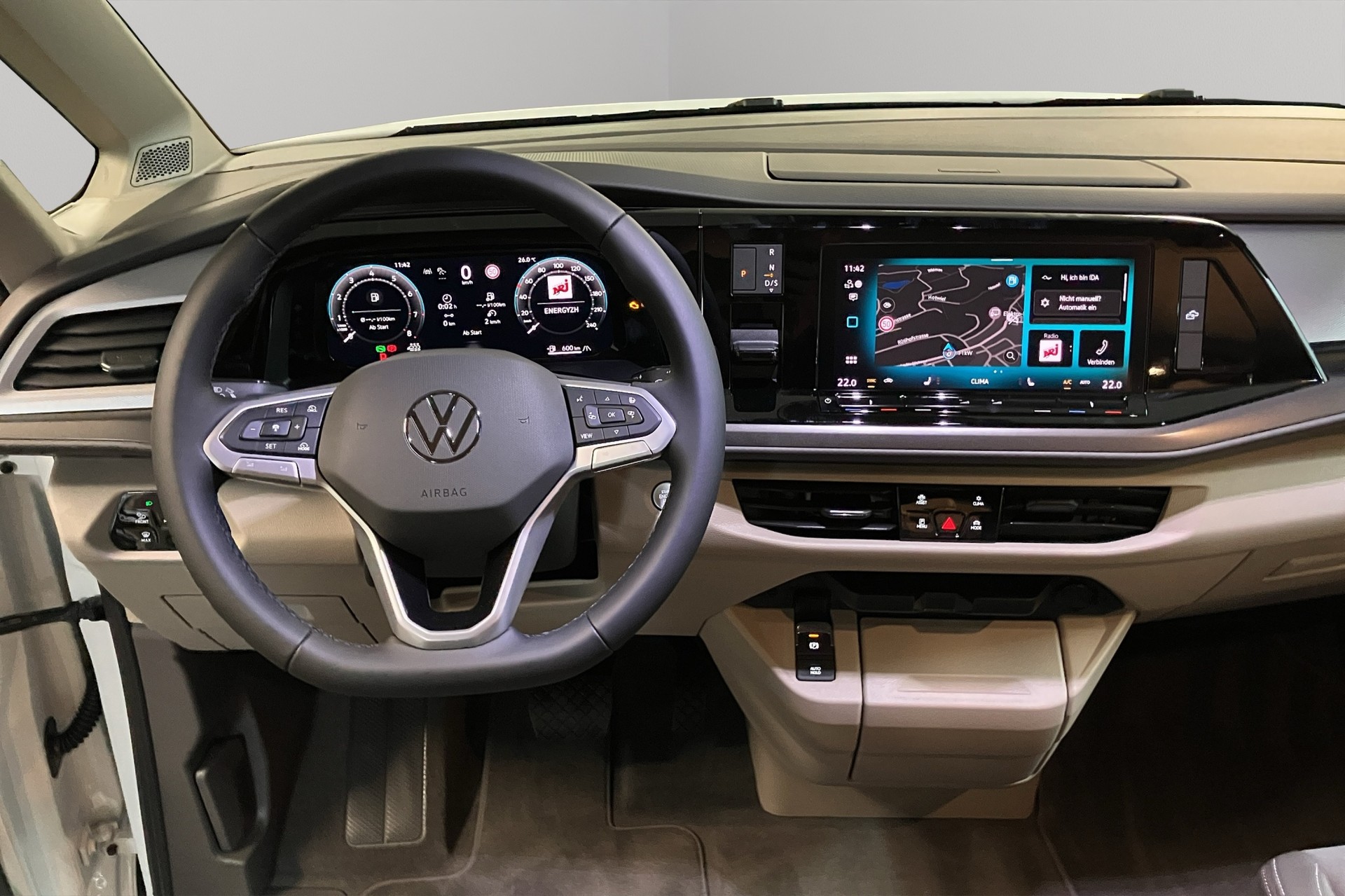 VW California 2.0 TSI Beach Tour Liberty-image-9