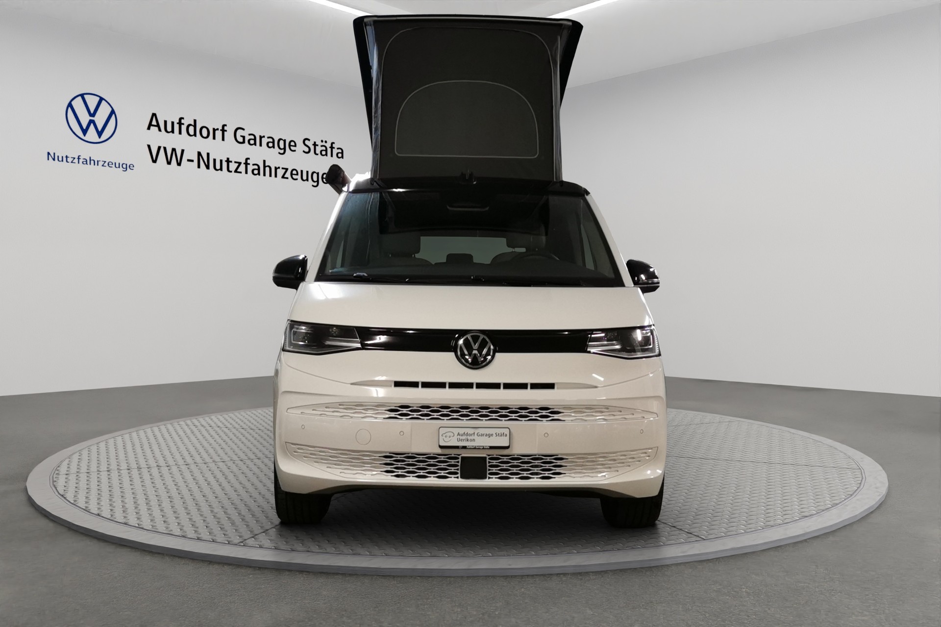 VW California 2.0 TSI Beach Tour Liberty-image-7