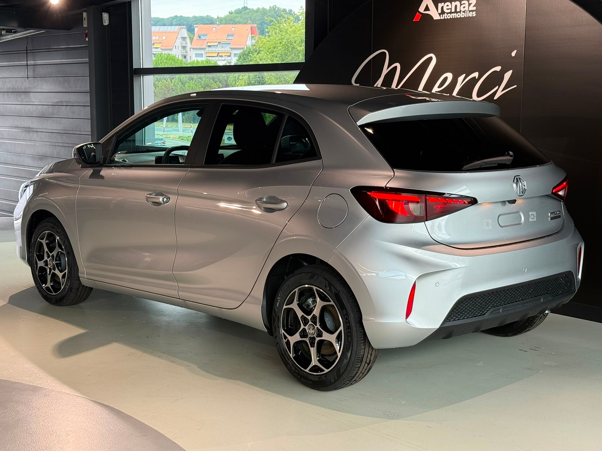MG 3 1.5 Hybrid Luxury Aut.-image-4