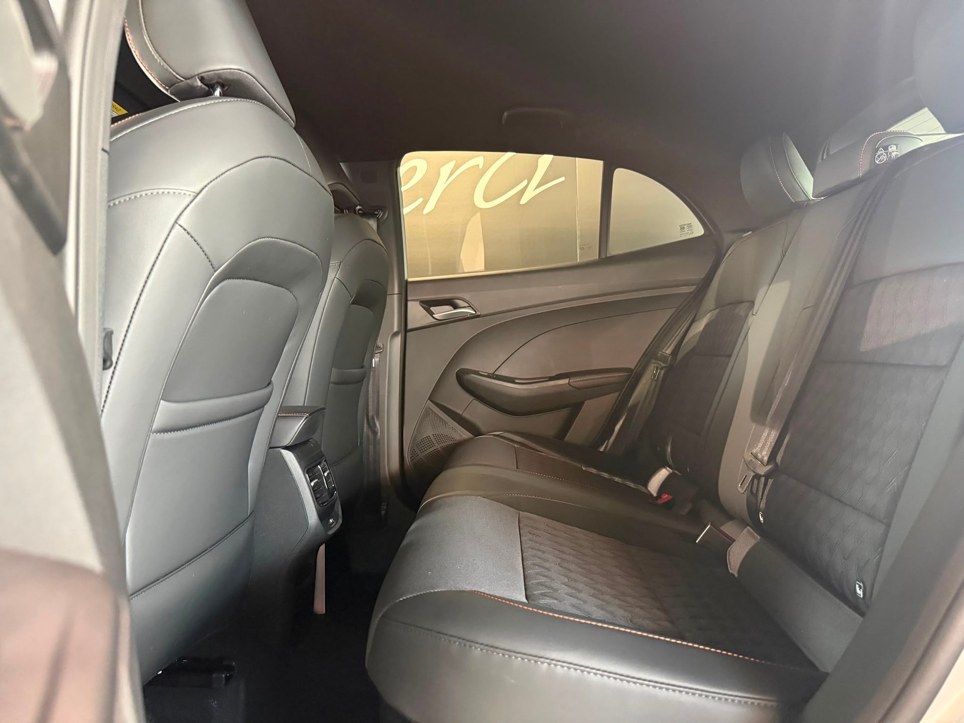 MG 3 1.5 Hybrid Luxury Aut.-image-9
