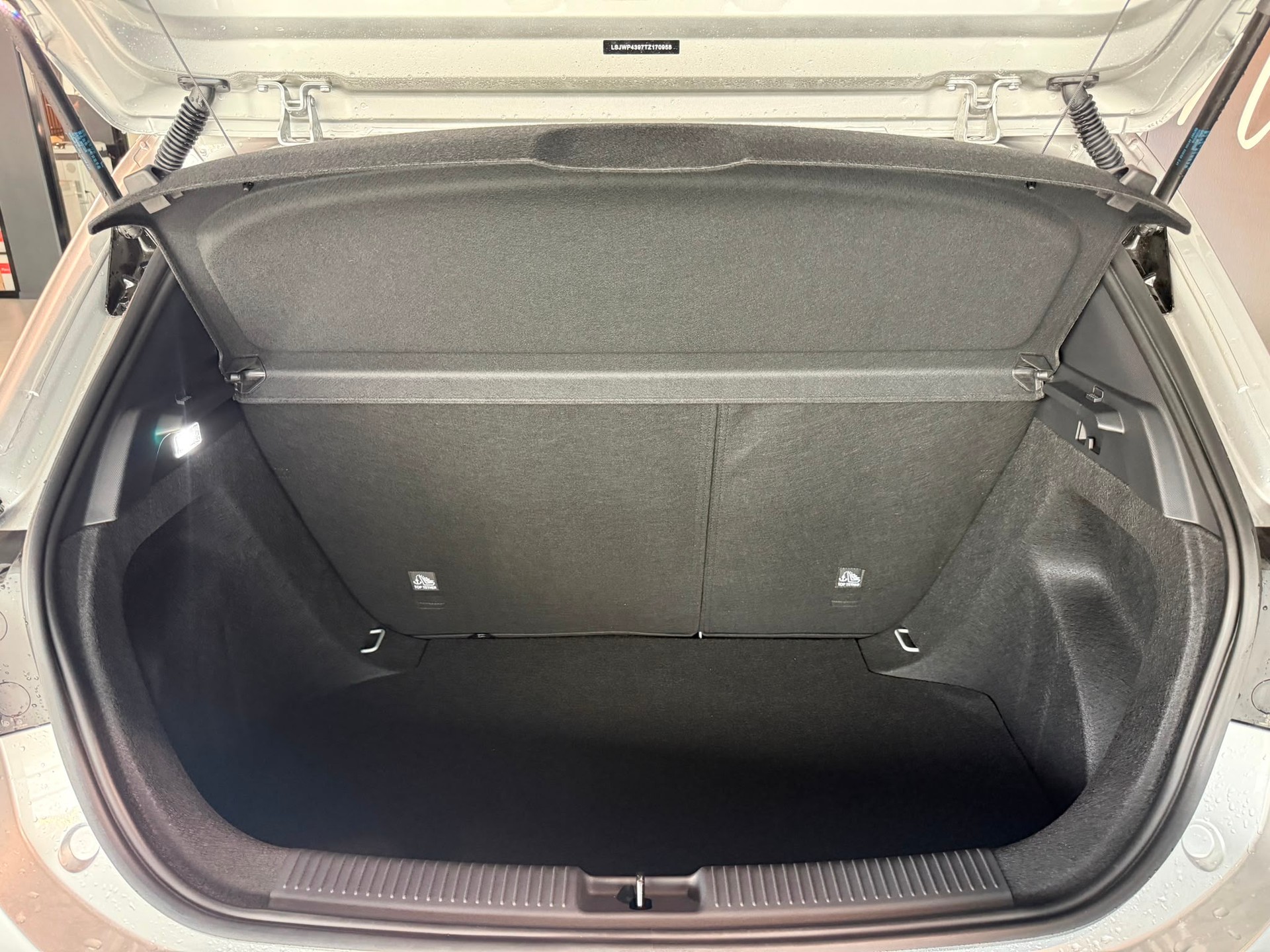 MG 3 1.5 Hybrid Luxury Aut.-image-24