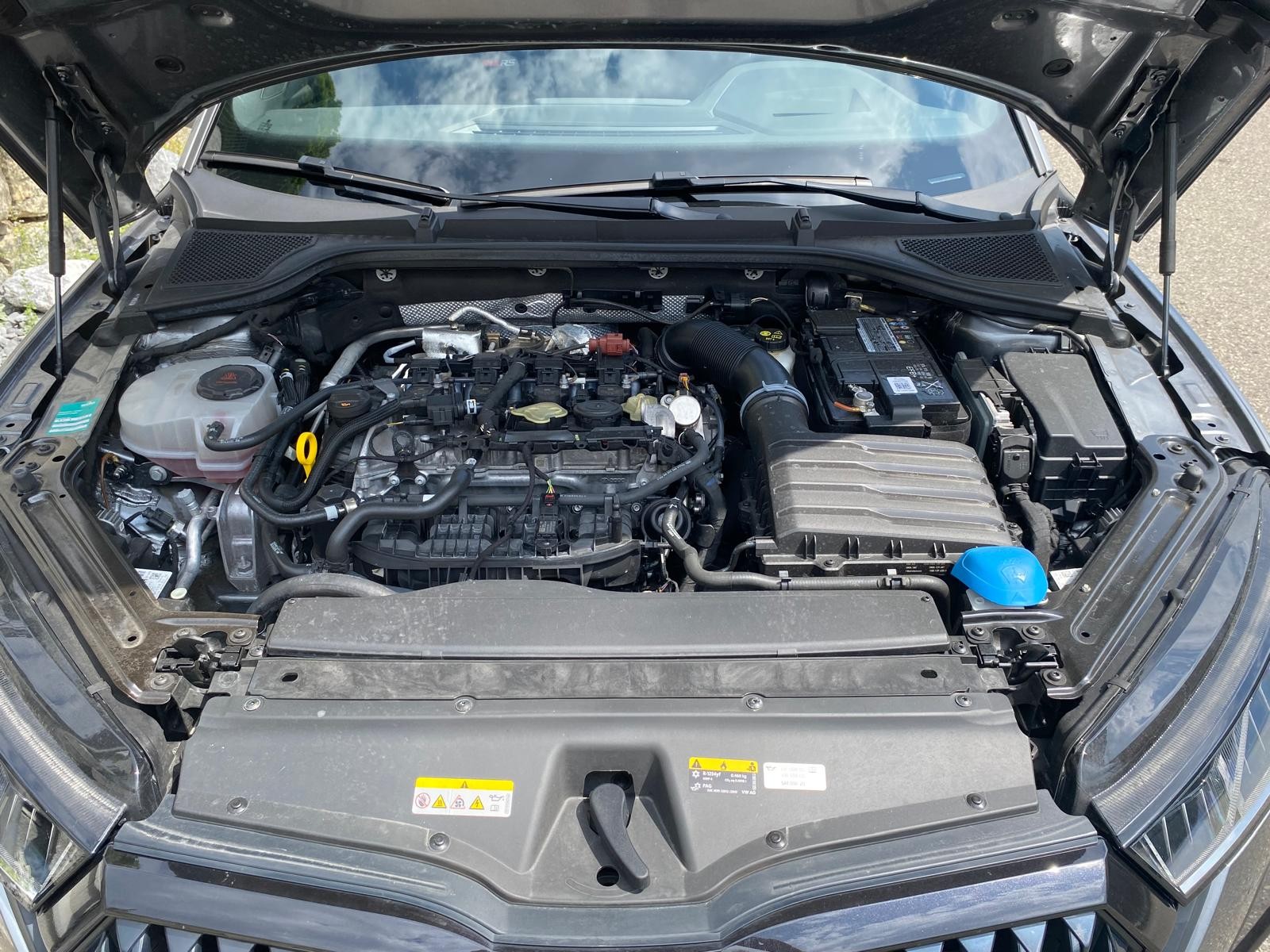 SKODA Octavia Combi 2.0 TSI DSG RS-image-14