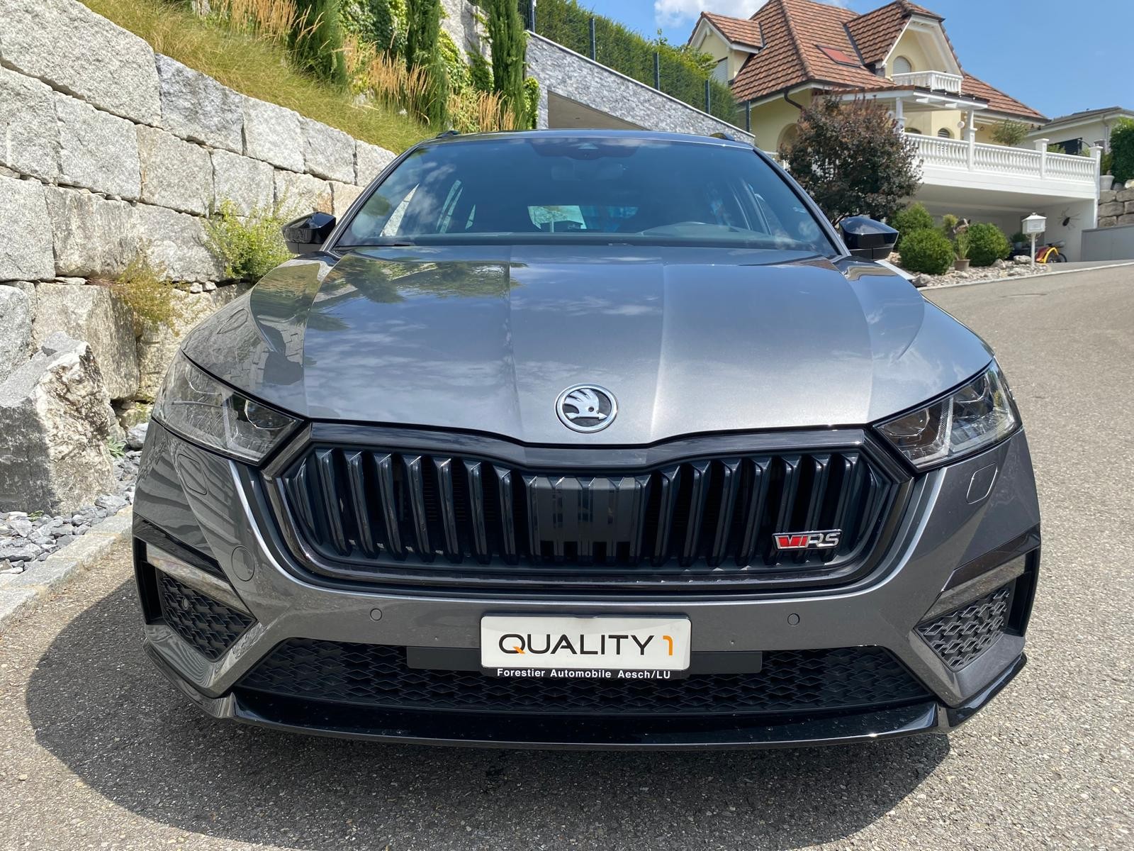 SKODA Octavia Combi 2.0 TSI DSG RS-image-4