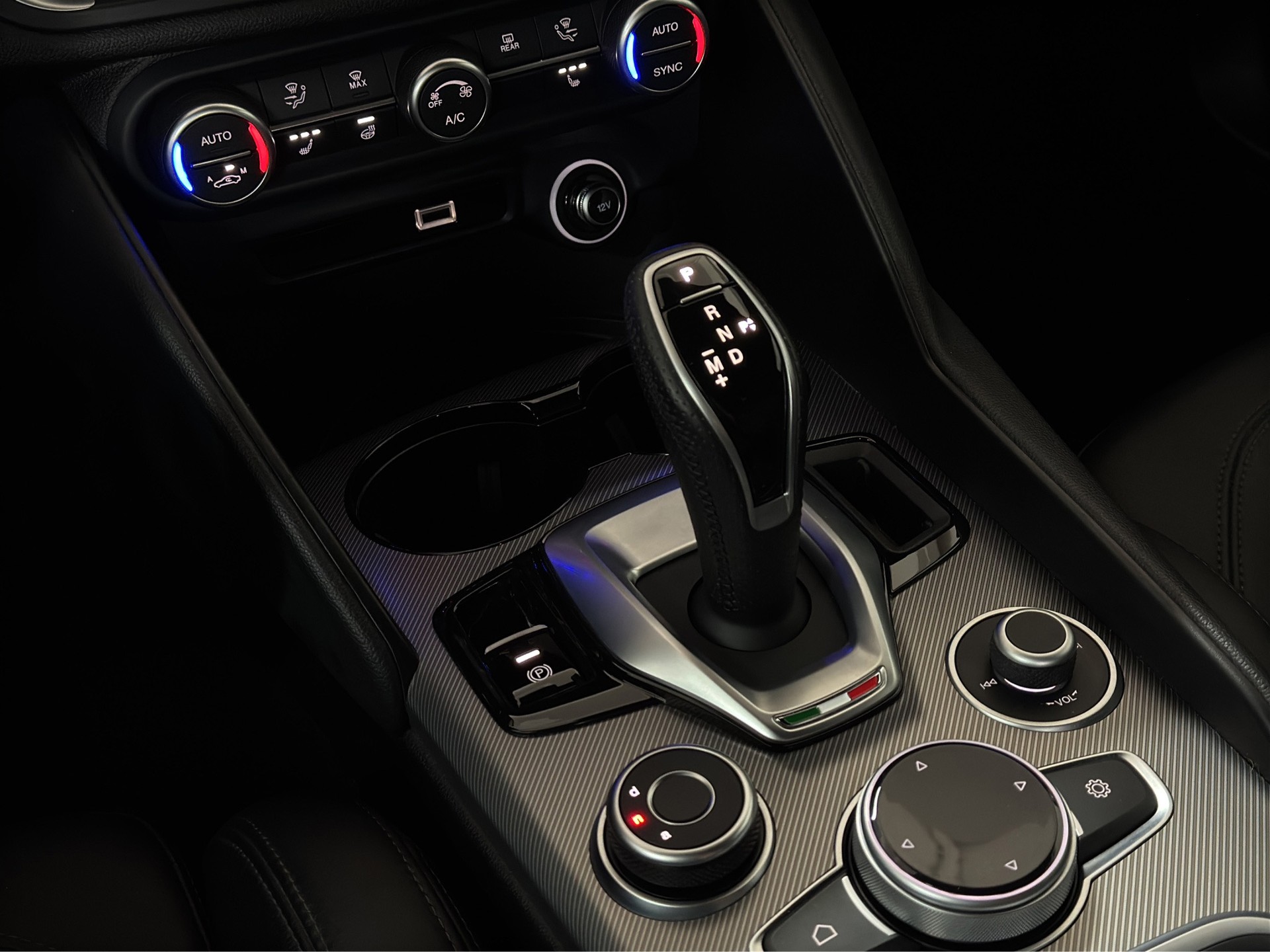 ALFA ROMEO Giulia 2.0 Veloce Q4 AT8-image-14