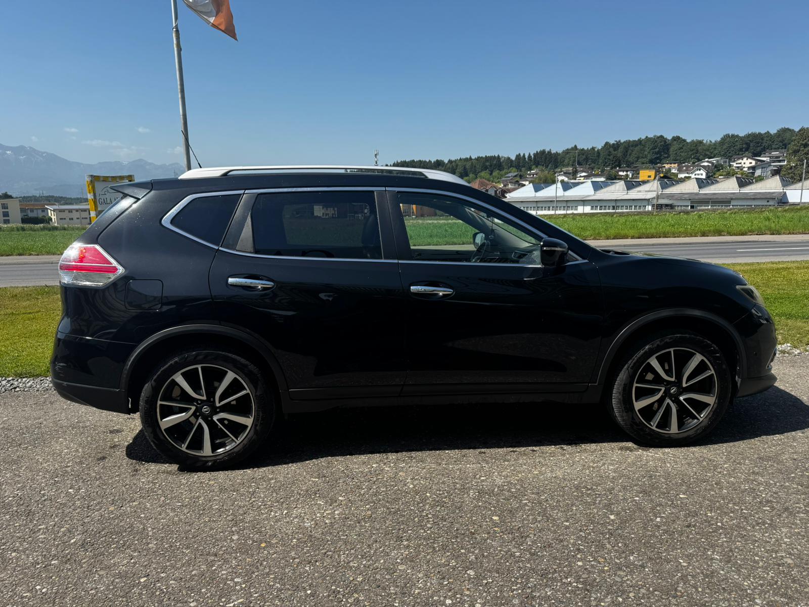 NISSAN X-Trail 1.6 dCi tekna Xtronic CVT-image-3