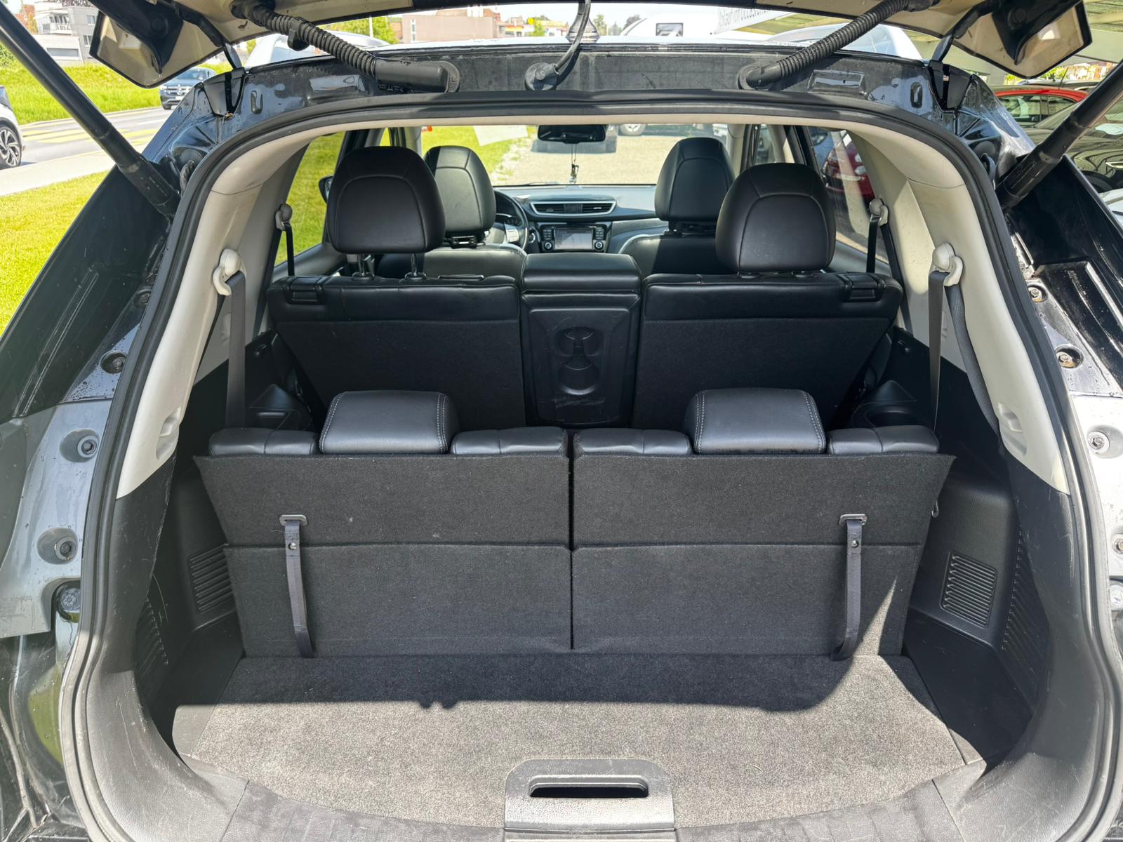 NISSAN X-Trail 1.6 dCi tekna Xtronic CVT-image-12