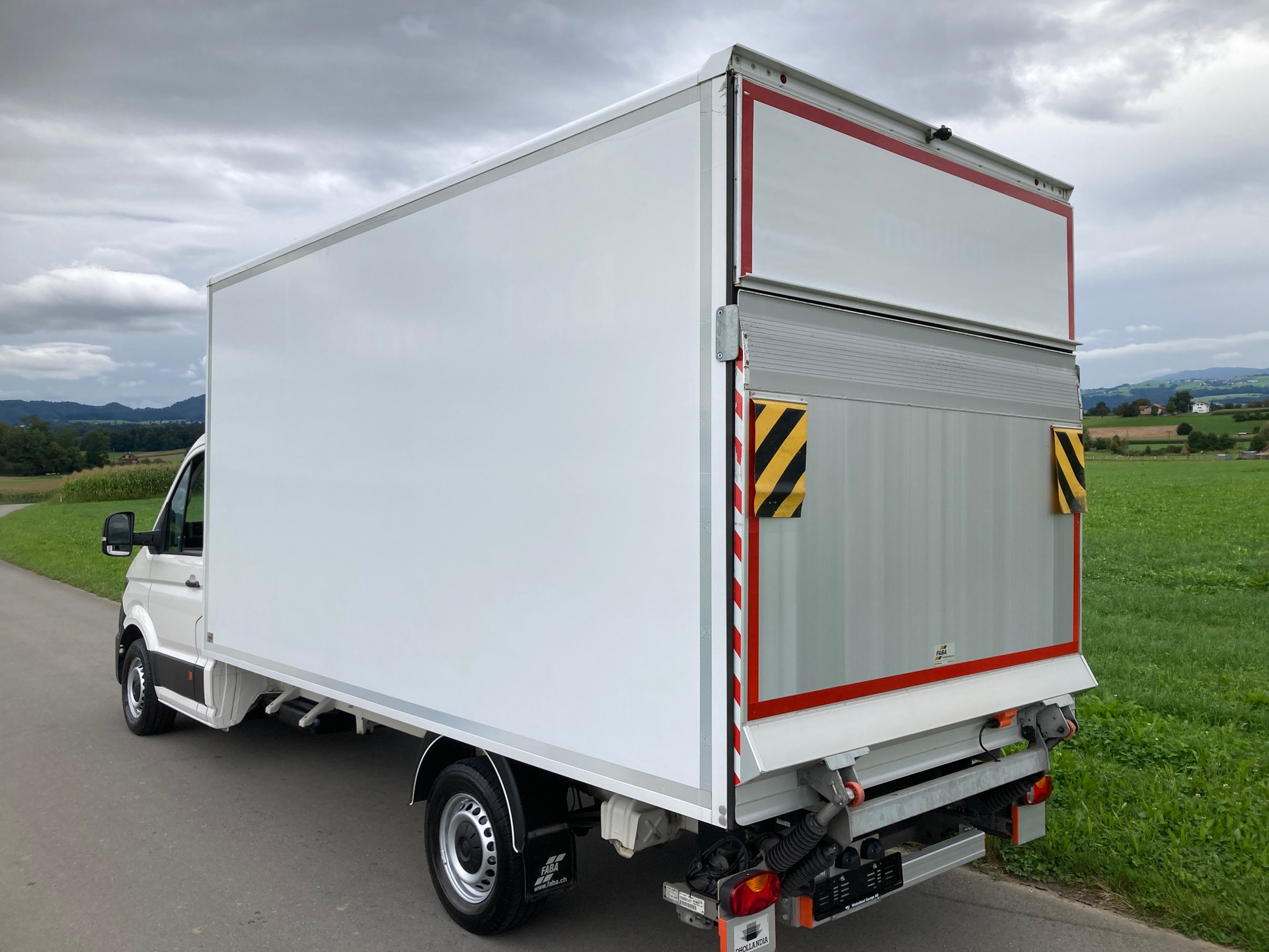 VW Crafter 35 2.0 TDI L3 mit Hebebühne-image-3