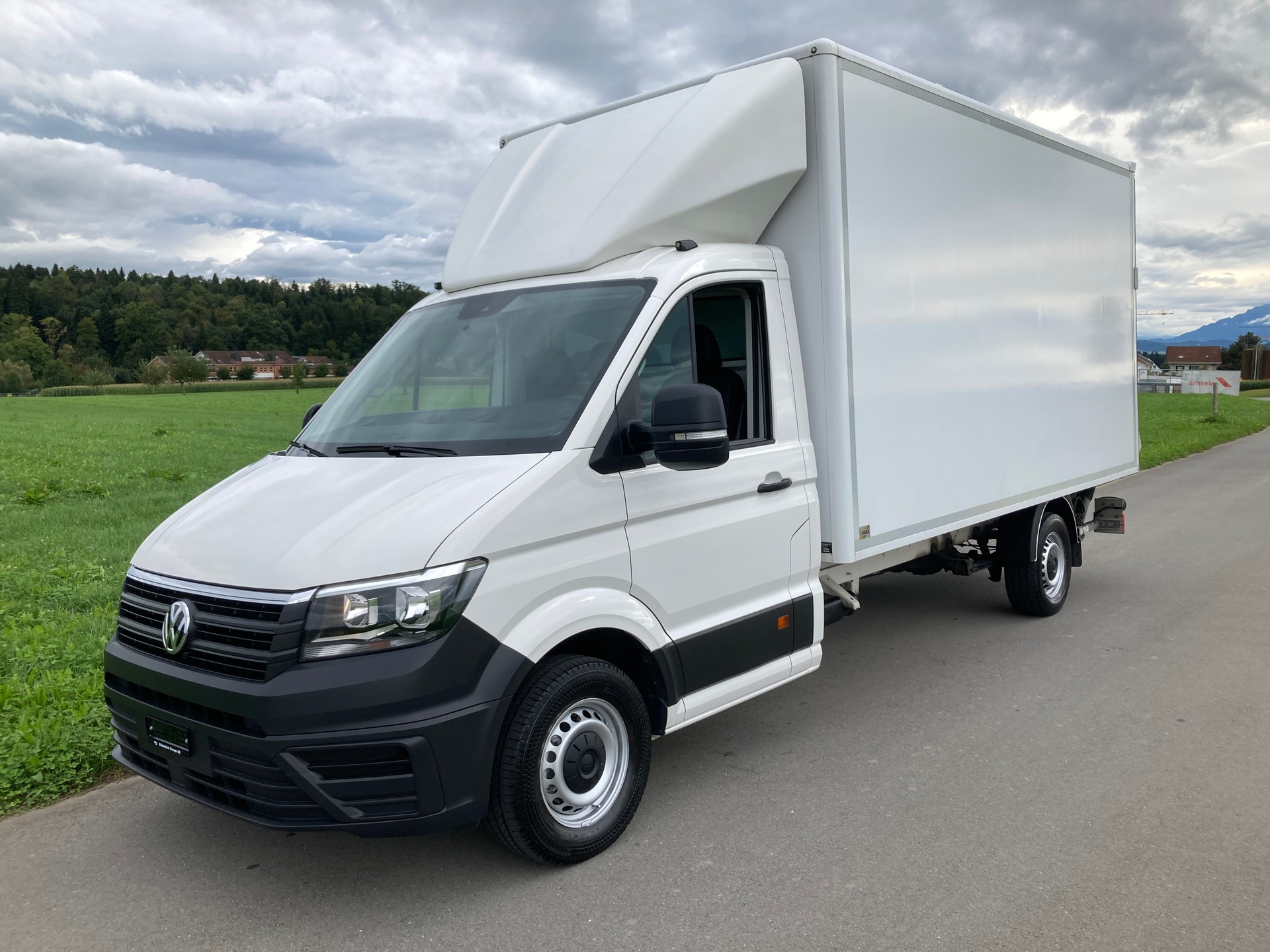 VW Crafter 35 2.0 TDI L3 mit Hebebühne-image-0