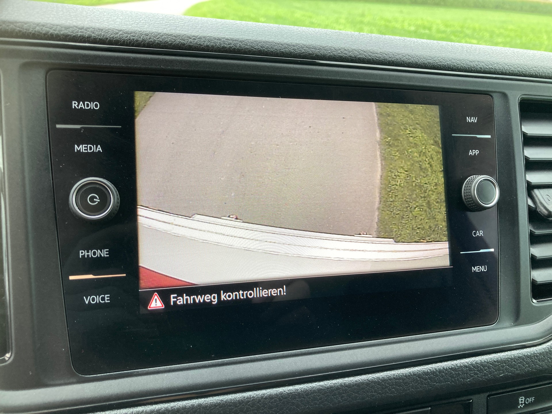 VW Crafter 35 2.0 TDI L3 mit Hebebühne-image-12