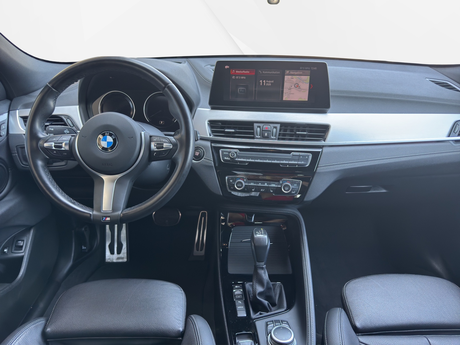 BMW X2 xDrive 25e M Sport Steptronic-image-11