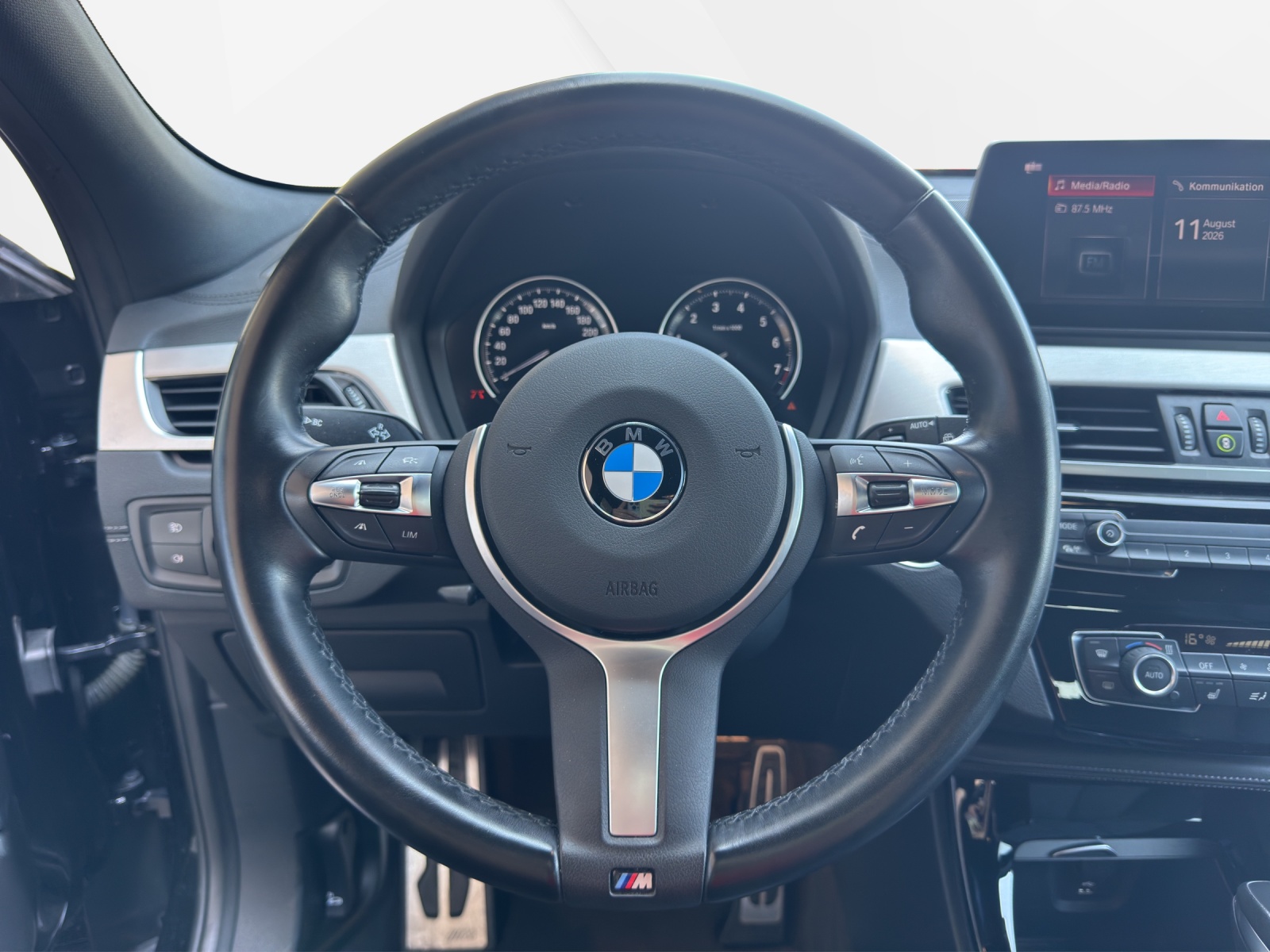 BMW X2 xDrive 25e M Sport Steptronic-image-9