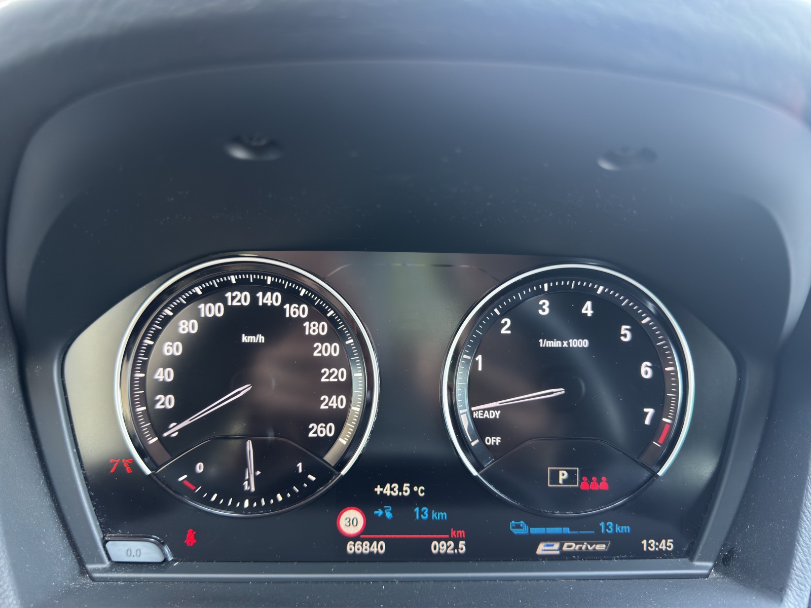 BMW X2 xDrive 25e M Sport Steptronic-image-10