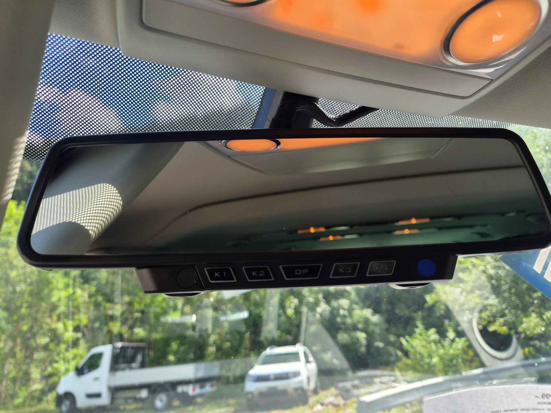VW Caravelle 4Motion-image-11