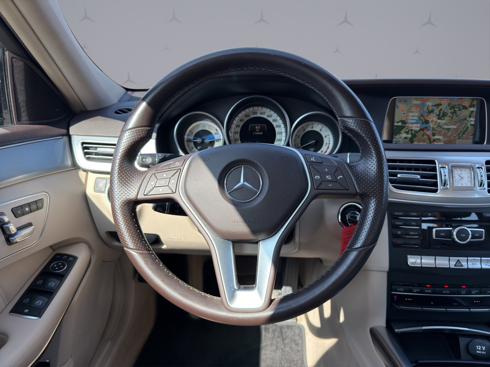 MERCEDES-BENZ E 400 V6 Avantgarde 4matic-image-11