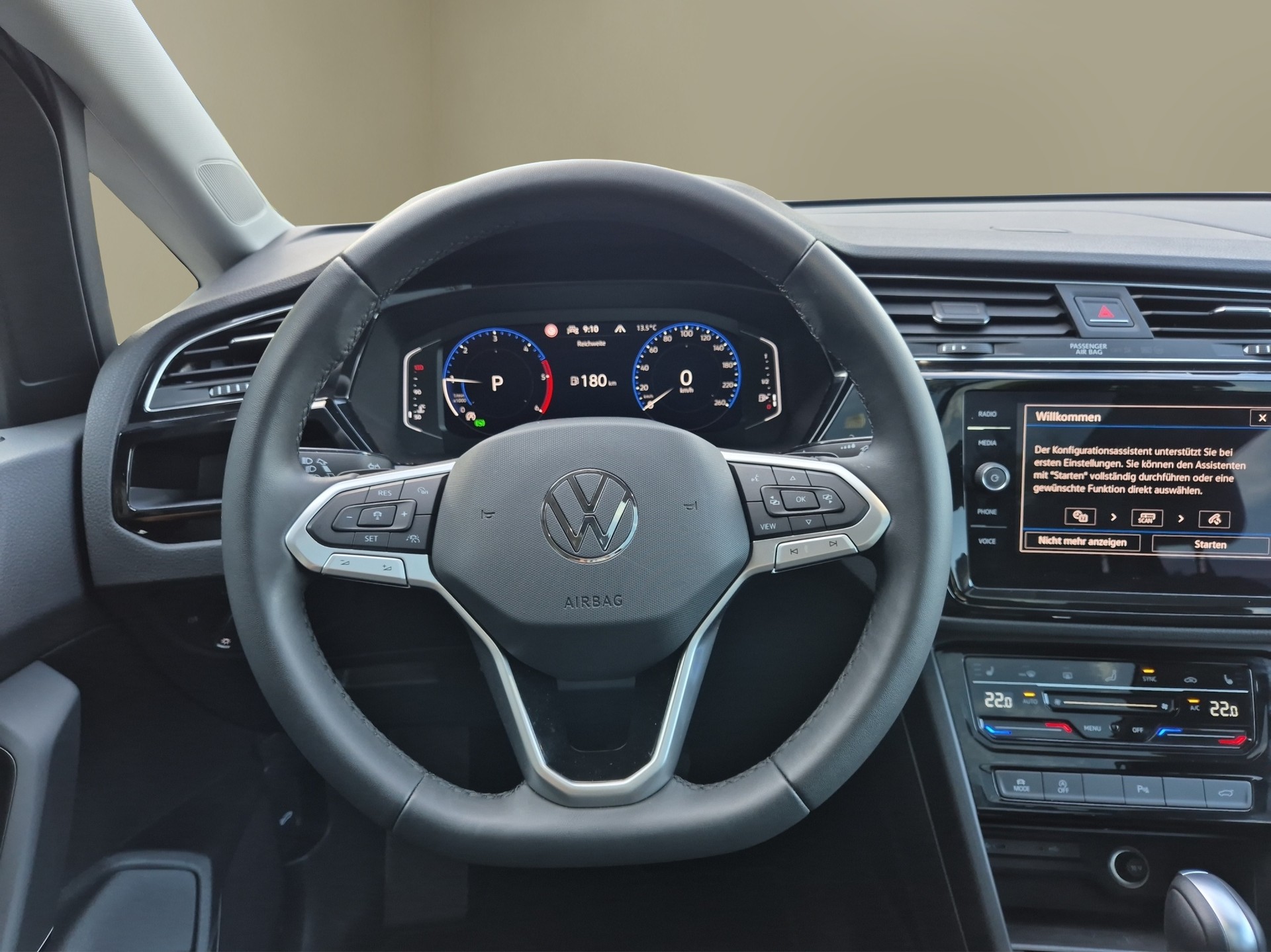 VW Touran 2.0 TDI BlueMotion Technology Highline DSG-image-11