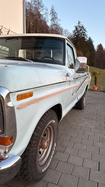FORD TRUCKS F150 Custom-image-9