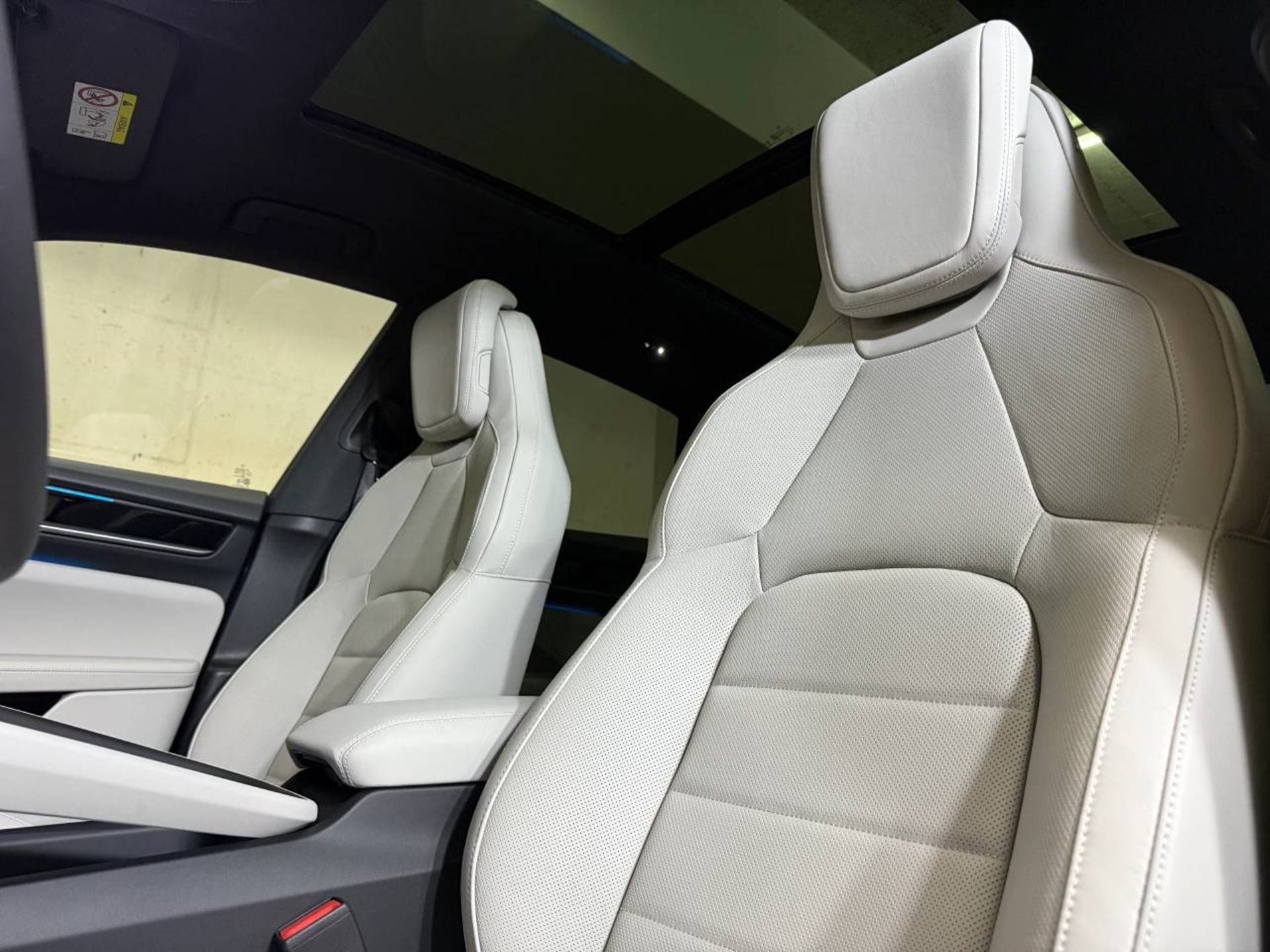 PORSCHE Macan 4-image-4
