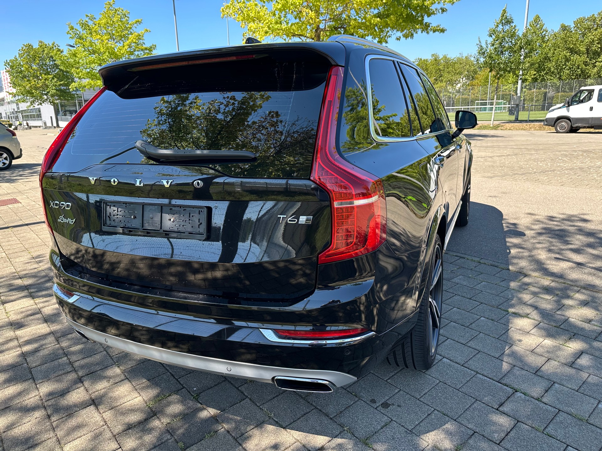 VOLVO XC90 T6 AWD Inscription Geartronic-image-4