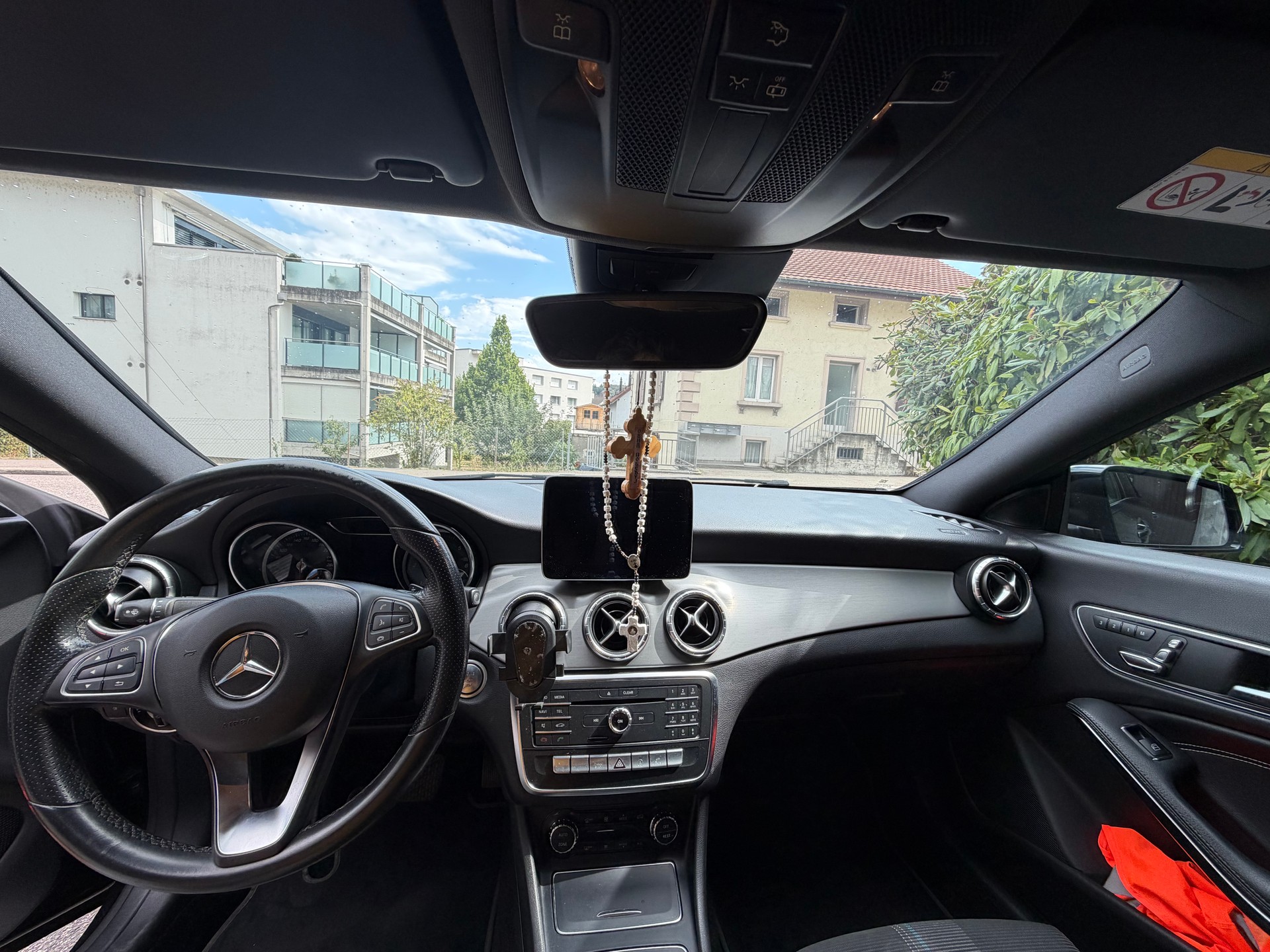 MERCEDES-BENZ CLA 200 d Night Star-image-5