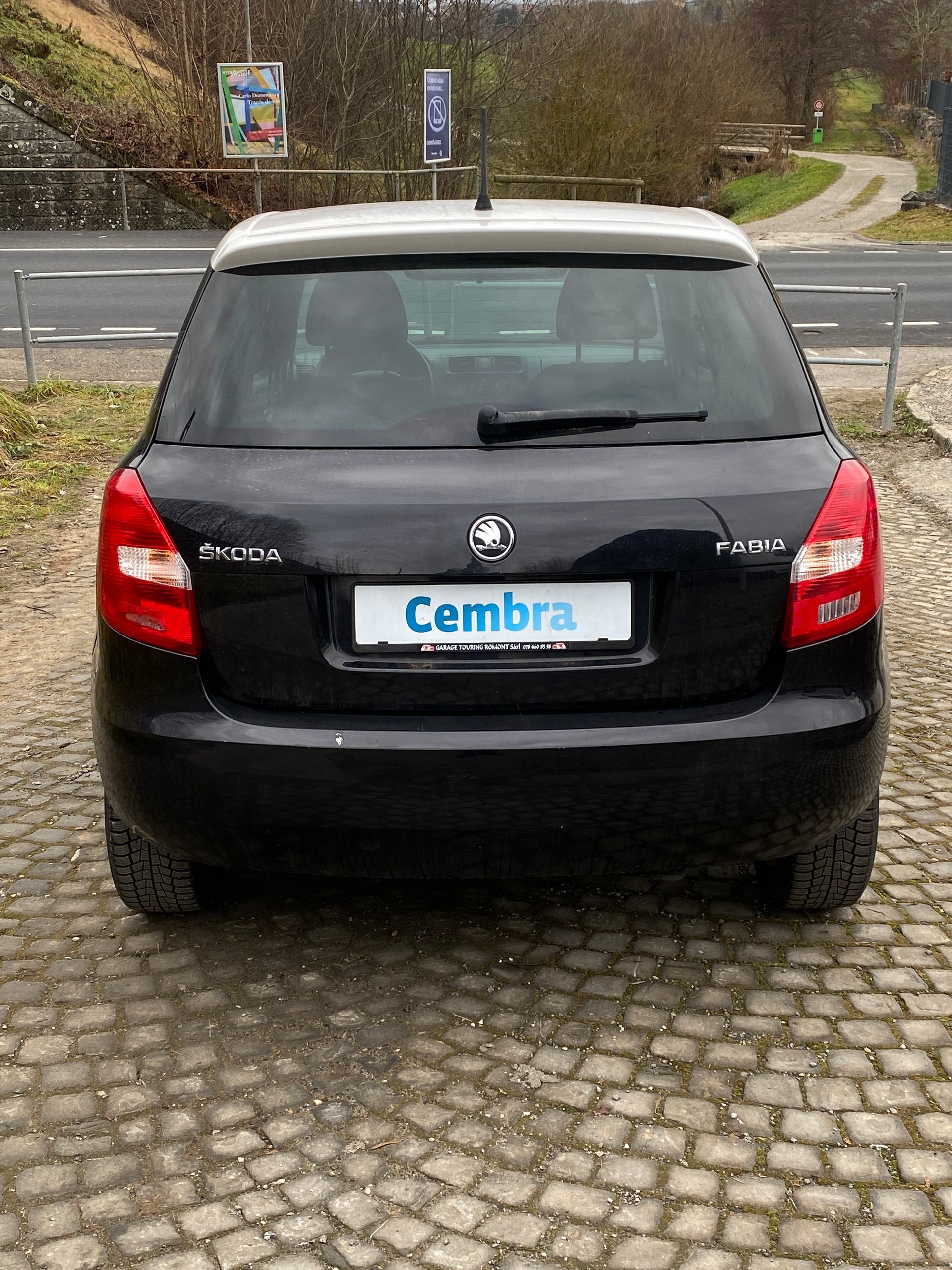 SKODA Fabia 1.6 TDI Elegance-image-3