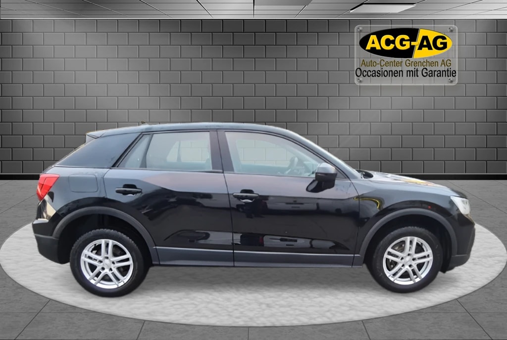 AUDI Q2 35 TDI quattro S-tronic ** Gr-Navi ** RF-Kamera ** Sitzheizung ** ACC ** Frisch Ab MFK & Service **-image-5