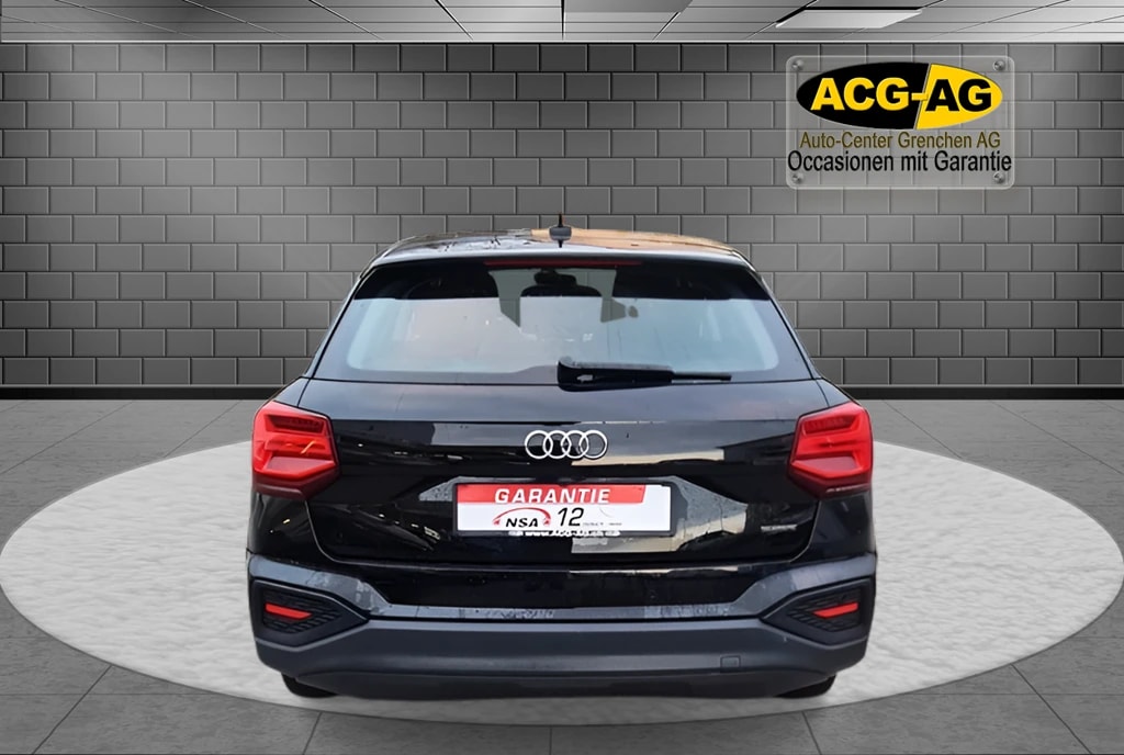 AUDI Q2 35 TDI quattro S-tronic ** Gr-Navi ** RF-Kamera ** Sitzheizung ** ACC ** Frisch Ab MFK & Service **-image-4