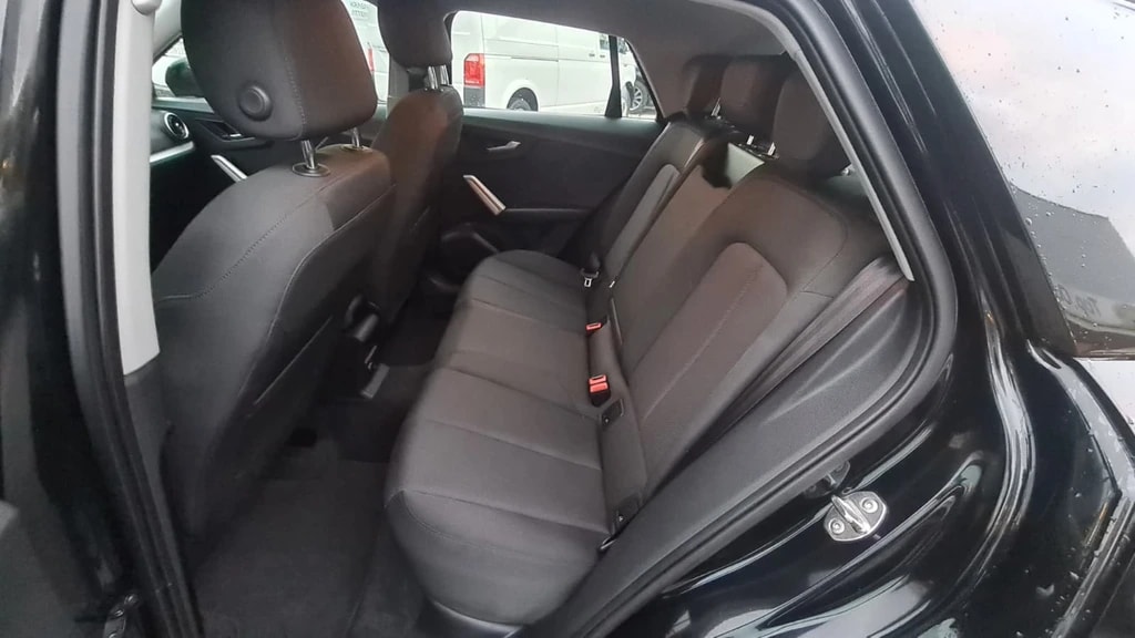 AUDI Q2 35 TDI quattro S-tronic ** Gr-Navi ** RF-Kamera ** Sitzheizung ** ACC ** Frisch Ab MFK & Service **-image-12