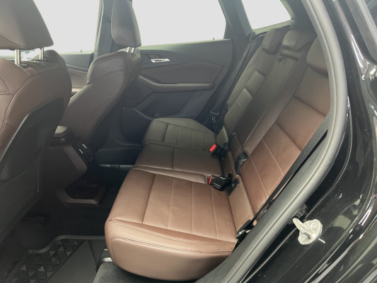 BMW 218d Active Tourer Luxury-image-9