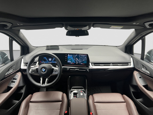BMW 218d Active Tourer Luxury-image-10