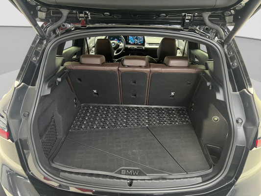 BMW 218d Active Tourer Luxury-image-12