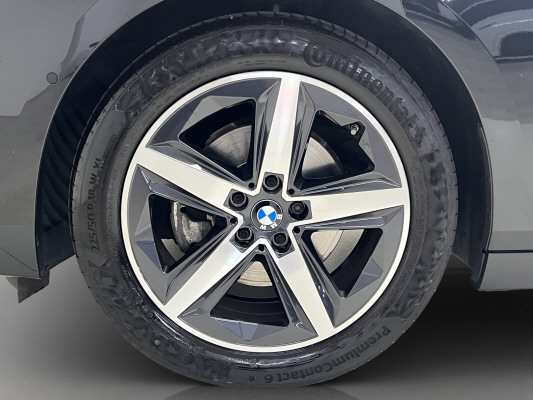 BMW 218d Active Tourer Luxury-image-7