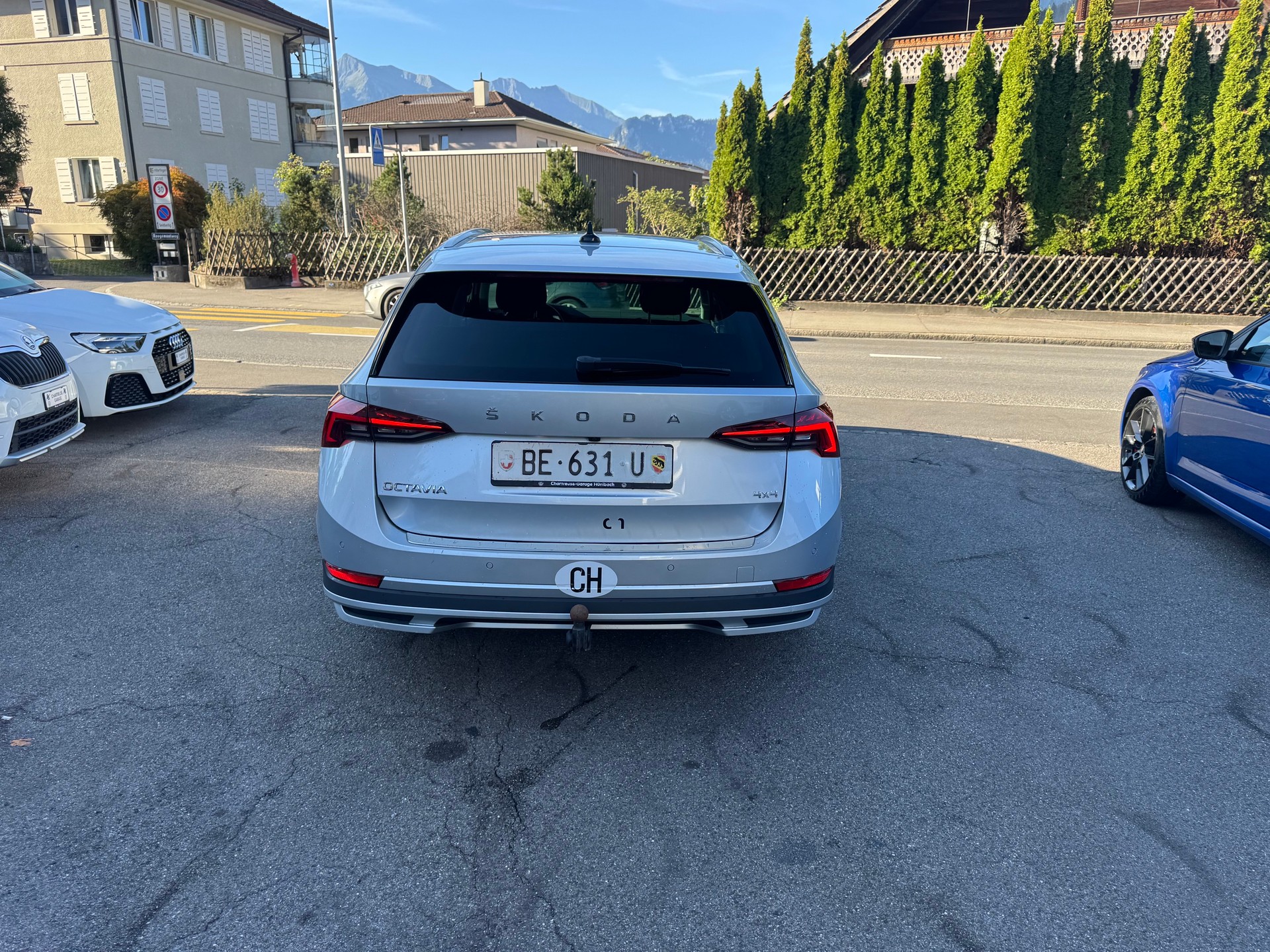 SKODA Octavia Combi 2.0 TDI DSG Scout 4x4-image-5
