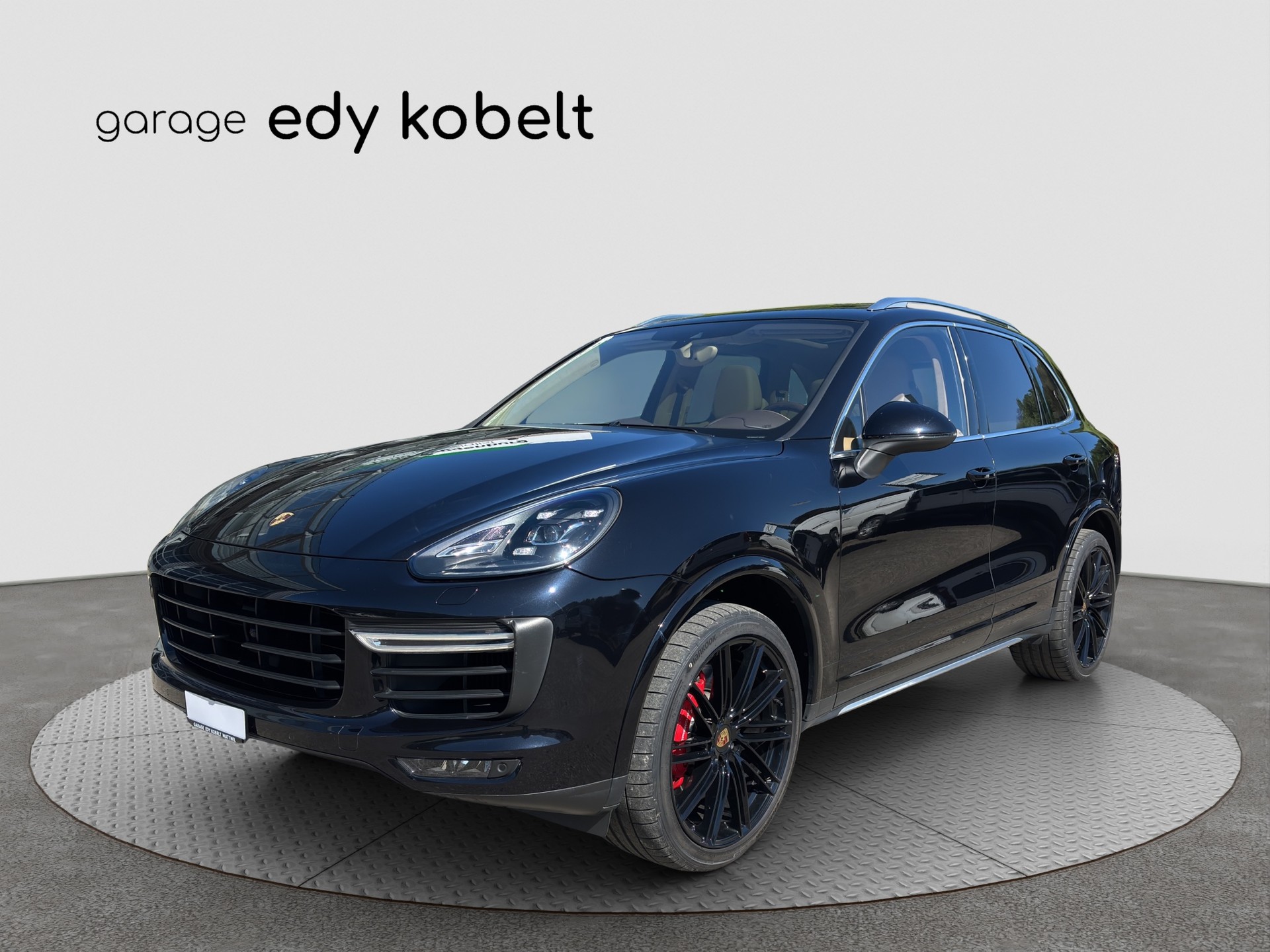 PORSCHE Cayenne Turbo-image-0