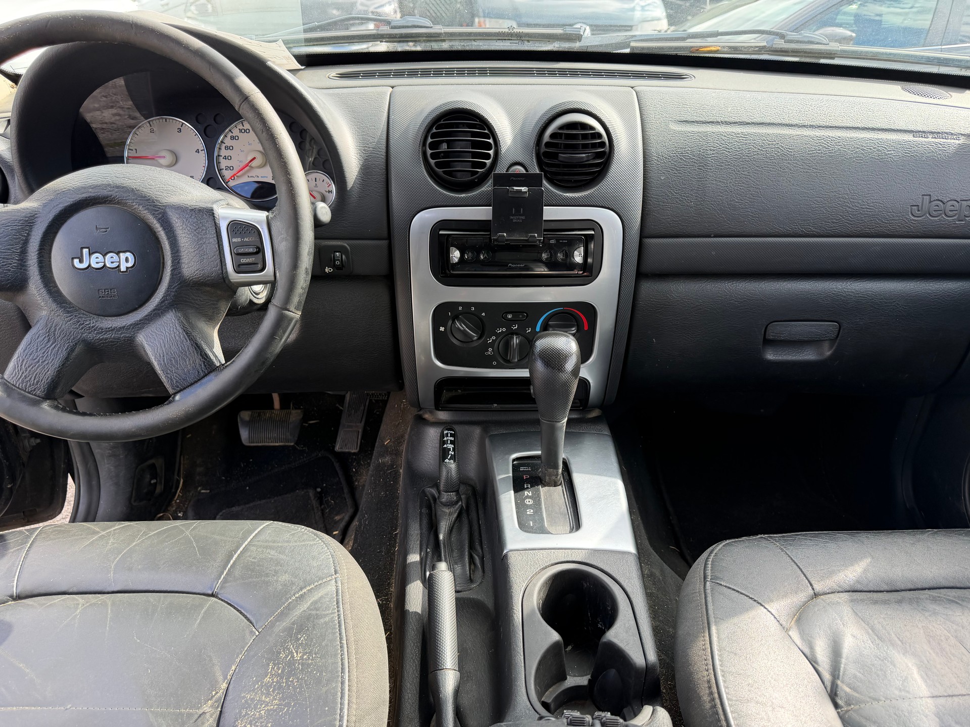 JEEP Cherokee 2.8 CRD Extreme Sport-image-6