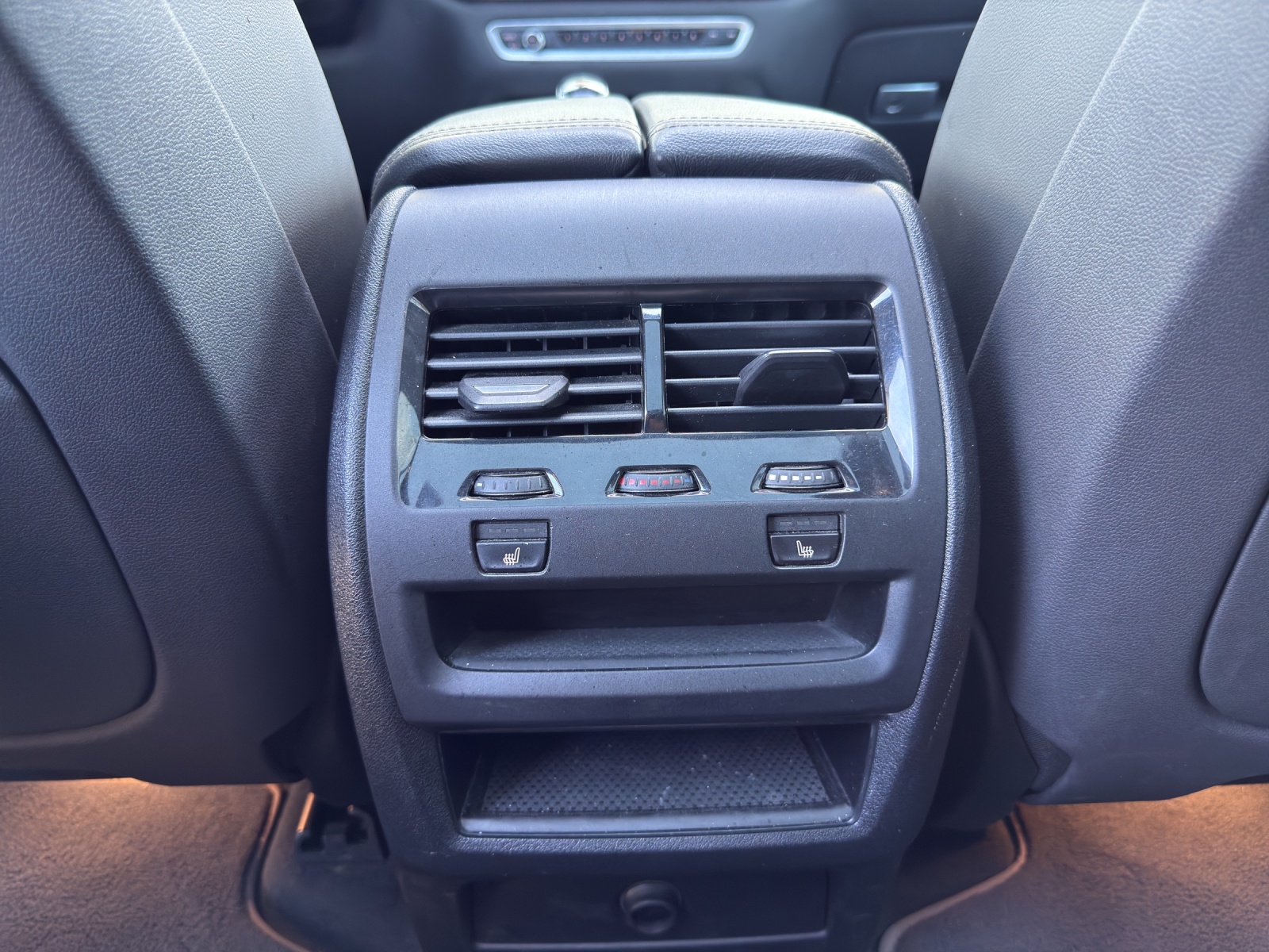 BMW X5 xDrive M50d Steptronic-image-14